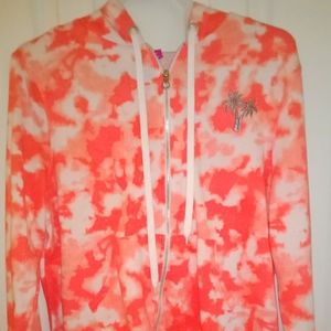 Gently worn ladies hoodie. The pictures are no justice to the fun spunky color